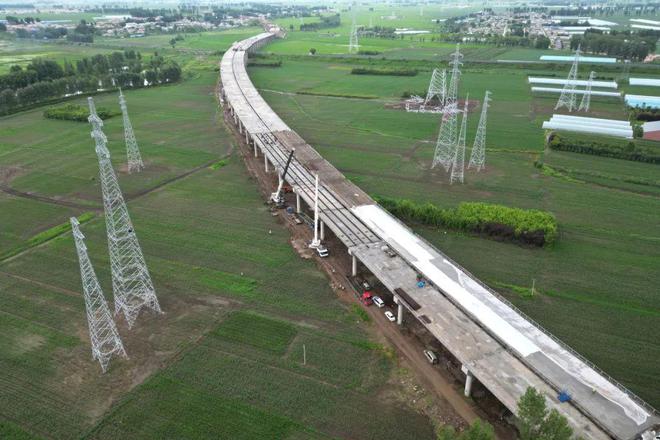 公路烟筒山至双阳西段建成通车马竞合作伙伴延吉至长春高速